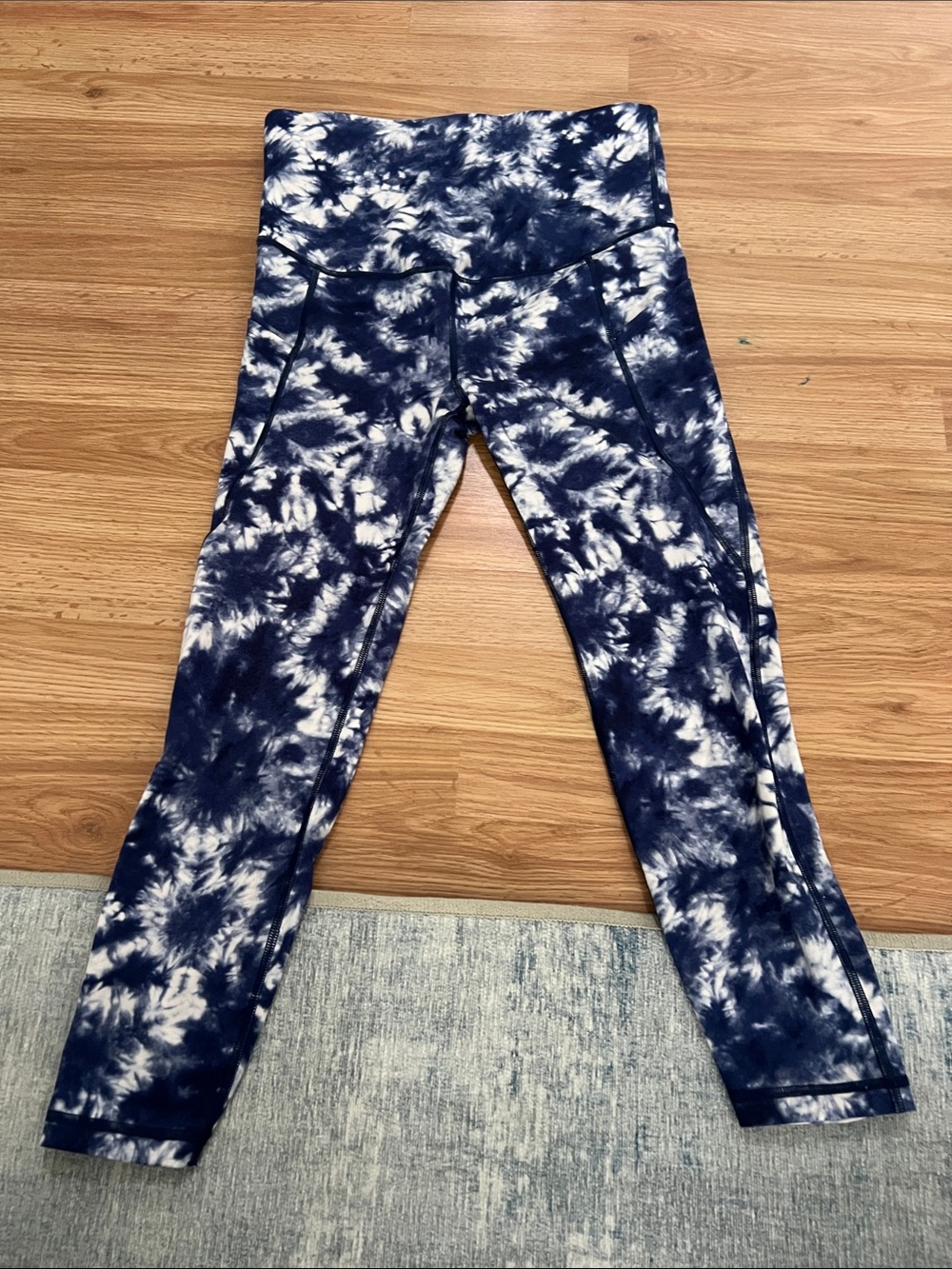 GAP Navy and White Tie-Dye Maternity Women’s Leggings